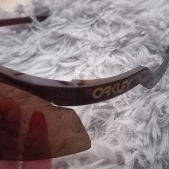 $144 Oakley Hydra Sunglasses**SOLD - Picture 1 of 6
